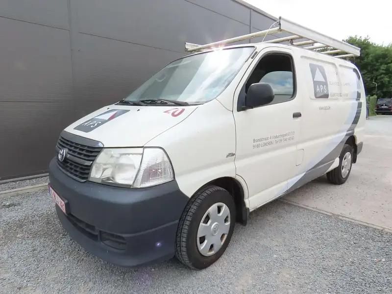 Blanc Utilisé 2012 Toyota HiAce Monospace | 5 900 € - Image 1/4
