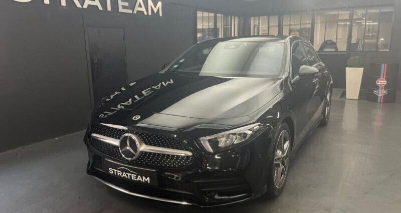 Noir Utilisé 2022 Mercedes A180 AMG line Berline | 27 490 € (Bon prix) - Image 1/4