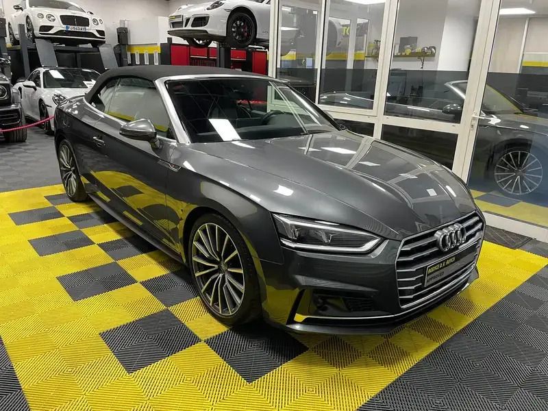Gris Utilisé 2019 Audi A5 Cabriolet Sport Cabriolet | 38 990 € (Prix assez cher) - Image 1/4
