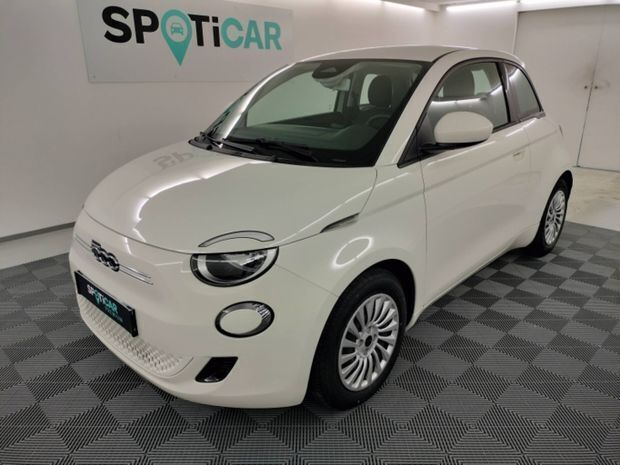 Blanc Utilisé 2022 Fiat 500e Action Citadine | 13 990 € (Prix juste) - Image 1/4
