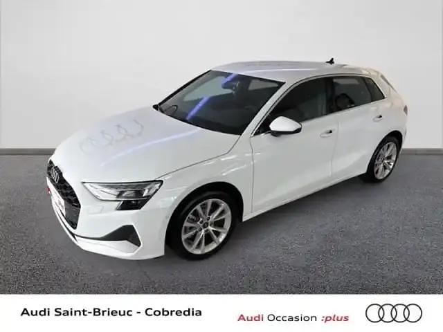 Blanc arkona Utilisé 2024 Audi A3 Sportback e-tron Design Citadine | 27 990 € - Image 1/4