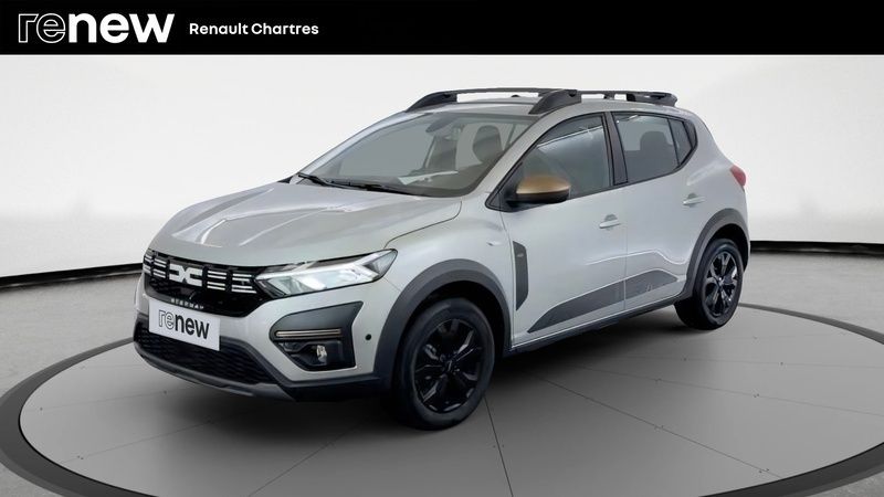 Gris Utilisé 2024 Dacia Sandero Extreme Citadine | 17 880 € (Prix assez cher) - Image 1/4