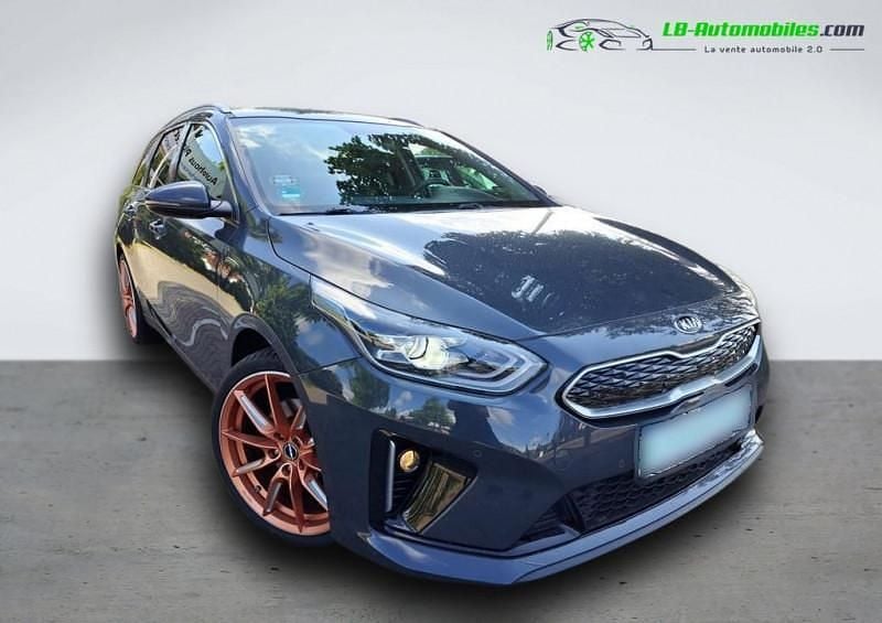 Utilisé 2020 Kia Ceed Berline | 20 700 € (Prix juste) - Image 1/4