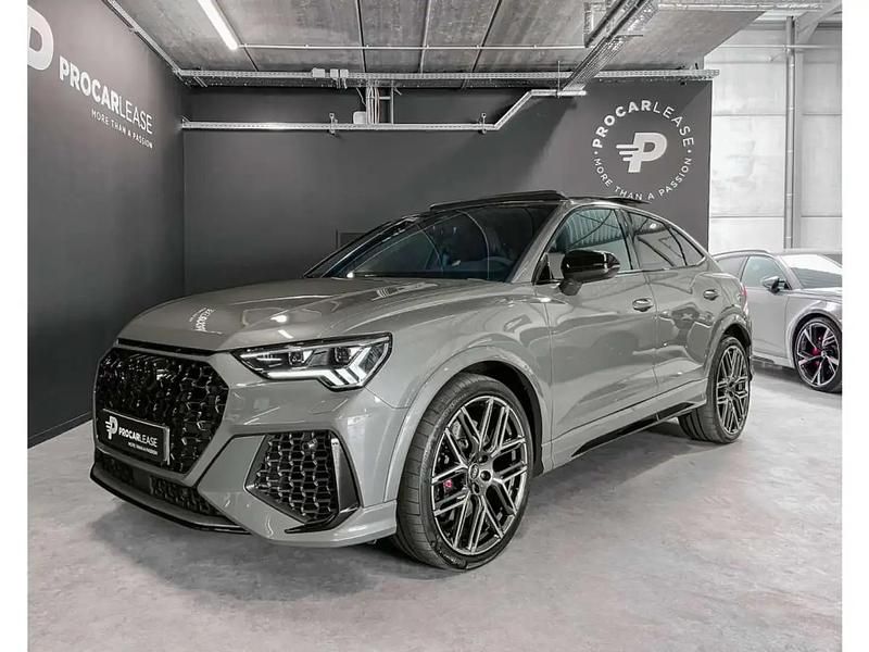 Gris Utilisé 2023 Audi RS Q3 Sportback Sport SUV | 65 538 € (Prix cher) - Image 1/4