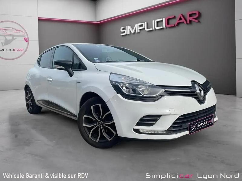 Blanc Utilisé 2017 Renault Clio IV LIMITED | 6 980 € (Prix cher) - Image 1/4