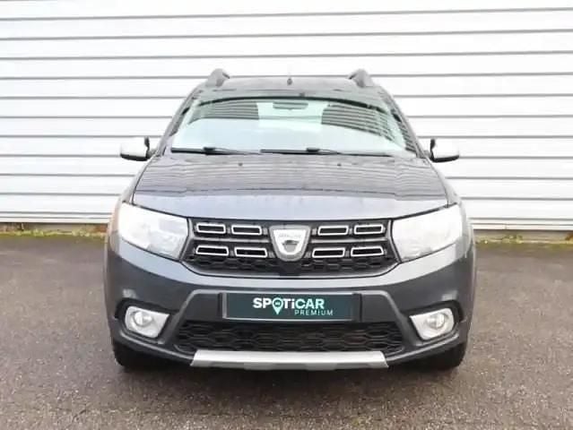 Occasion Dacia Sandero Stepway 2020 Gris comète Berline