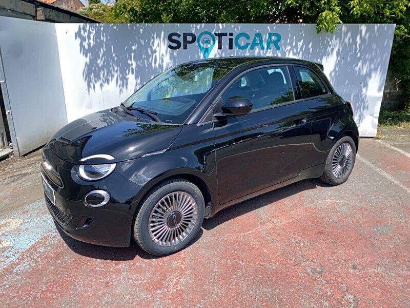 Noir Utilisé 2023 Fiat 500e Citadine | 16 990 € (Prix assez cher) - Image 1/4