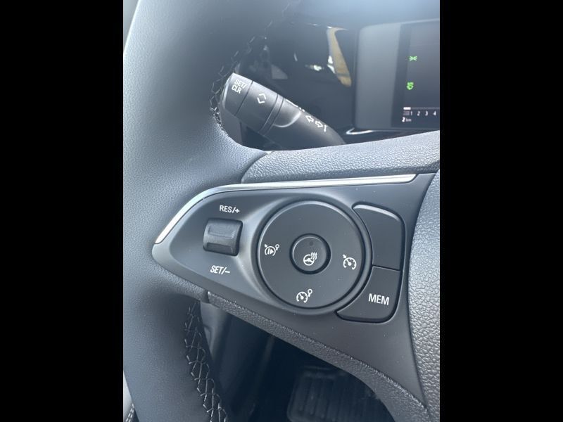 Image 3/4