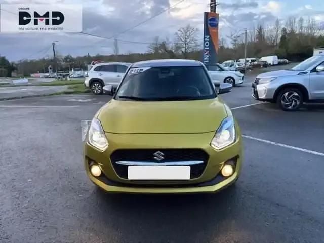Occasion Suzuki Swift 2023 So'color rush yellow/silver métal Berline