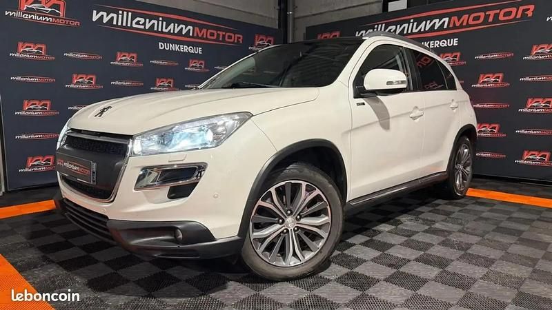 Blanc Utilisé 2017 Peugeot 4008 Style SUV | 11 990 € - Image 1/4