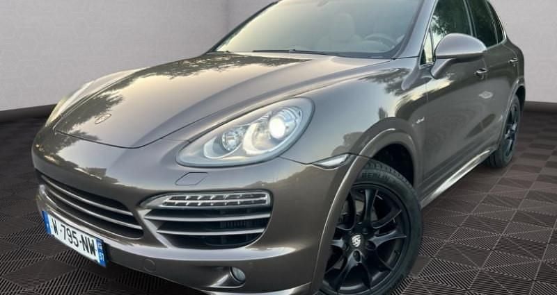 Gris Utilisé 2012 Porsche Cayenne SUV | 23 999 € (Bon prix) - Image 1/4