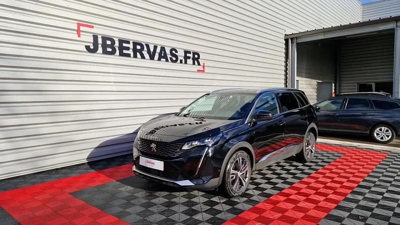 Utilisé 2021 Peugeot 5008 Allure SUV | 20 590 € (Prix juste) - Image 1/4