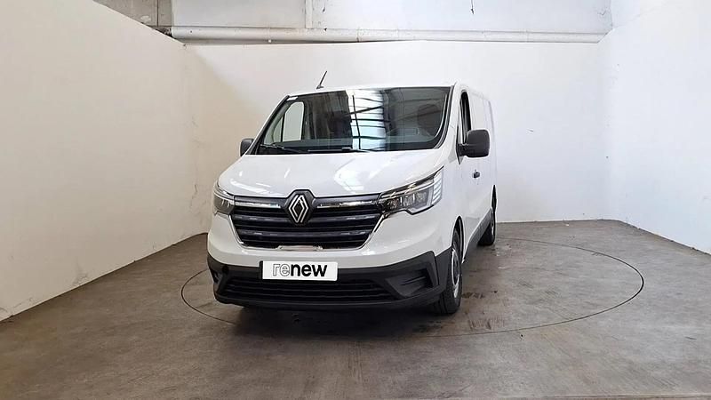 Blanc Nouvelle 2025 Renault Trafic Van | 37 299 € - Image 1/4