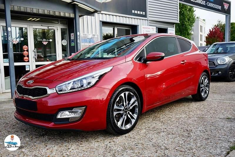 Occasion Kia ProCeed 135 ch (99 kW) 2015 Rouge Citadine