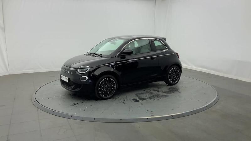 Noir Utilisé 2022 Fiat 500e La Prima Citadine | 18 457 € (Prix juste) - Image 1/3