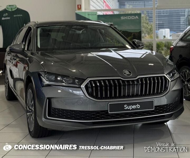 Nouvelle 2024 Skoda Superb LAURIN & KLEMENT Break | 45 350 € (Prix juste) - Image 1/1