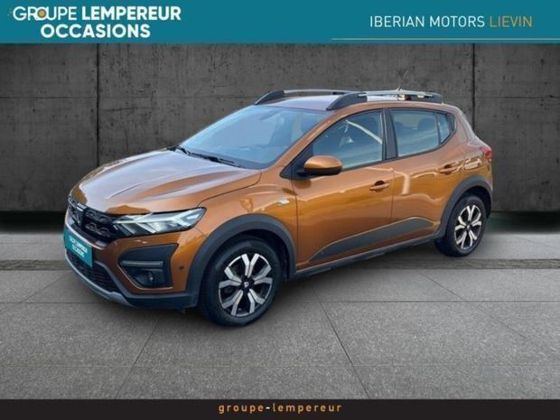 Orange Utilisé 2022 Dacia Sandero Comfort Citadine | 13 490 € (Prix juste) - Image 1/4