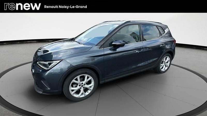 Magnetic tech toit noir Utilisé 2024 Seat Arona Reference SUV | 18 980 € (Prix cher) - Image 1/4