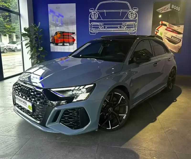 Gris Utilisé 2022 Audi RS3 Sportback Design Citadine | 68 880 € (Prix juste) - Image 1/4