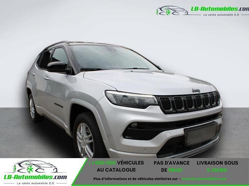 Utilisé 2021 Jeep Compass SUV | 24 000 € (Prix assez cher) - Image 1/4