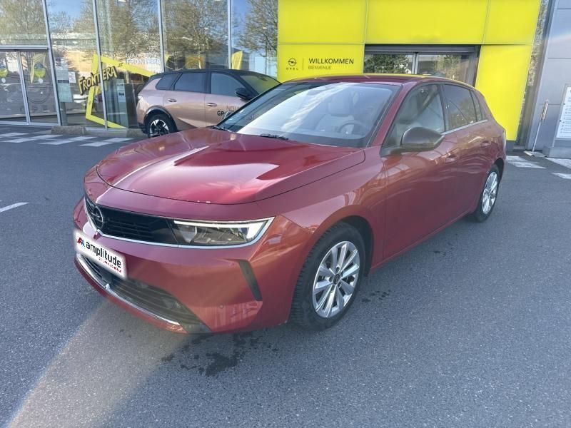 Rouge kardio métallisé Utilisé 2023 Opel Astra Elegance Berline | 18 989 € (Bon prix) - Image 1/4