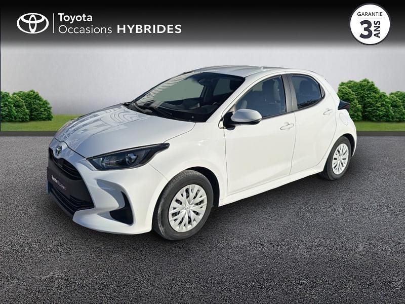 Blanc Occasion 2022 Toyota Yaris Hybrid Berline | 17 990 € (Bon prix) - Image 1/4