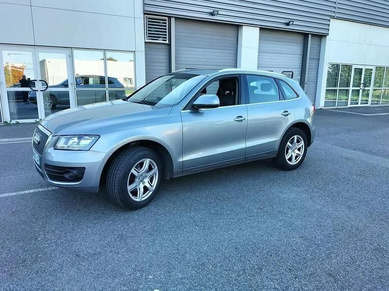 Gris Utilisé 2010 Audi Q5 SUV | 10 900 € - Image 1/4