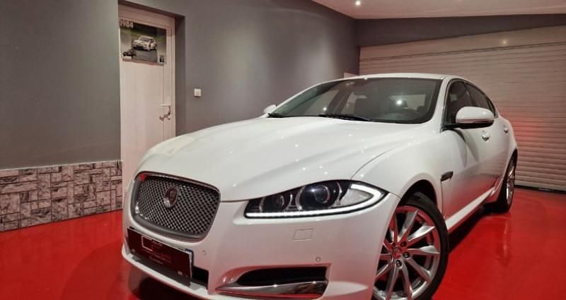 Blanc Utilisé 2015 Jaguar XF Berline | 13 900 € - Image 1/4