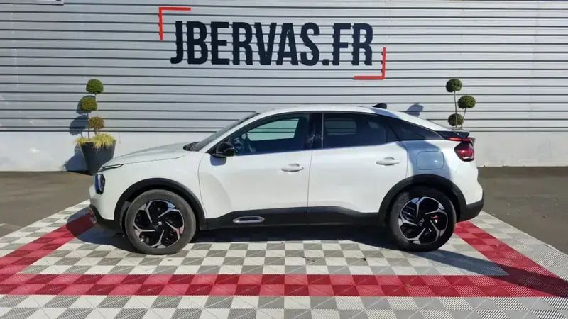 Blanc Utilisé 2024 Citroën C4 PureTech Berline | 18 599 € (Super prix) - Image 1/4