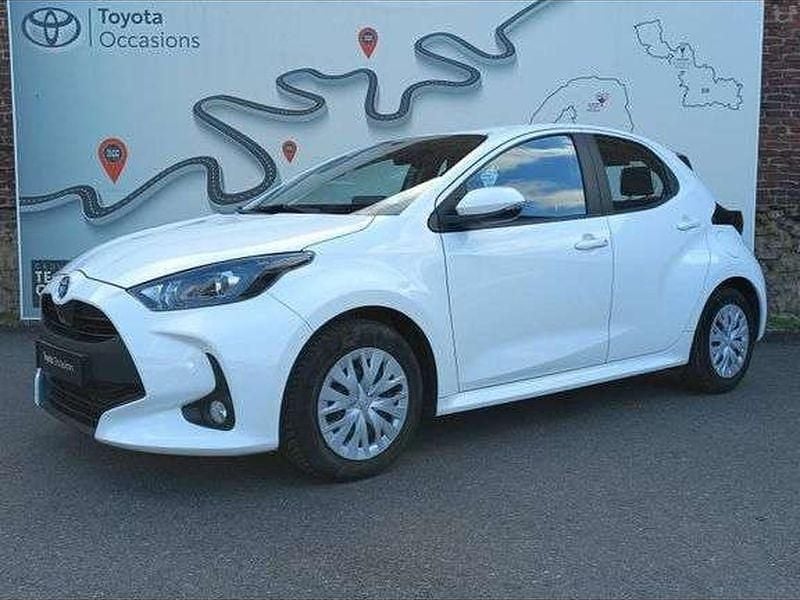 Utilisé 2022 Toyota Yaris Hybrid Business Edition Berline | 17 490 € (Prix juste) - Image 1/1