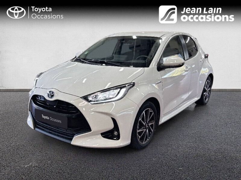 Utilisé 2021 Toyota Yaris Hybrid Design Citadine | 19 390 € (Prix juste) - Image 1/4