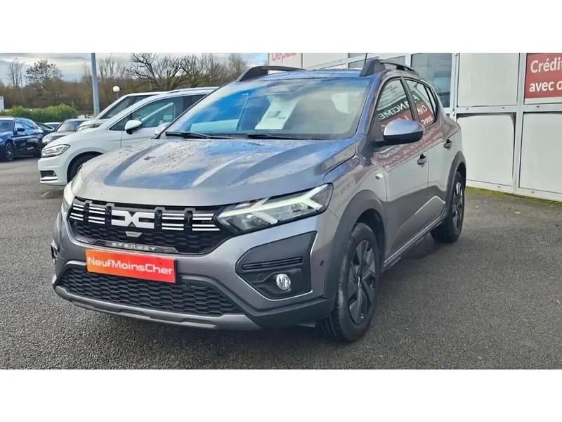 Occasion Dacia Sandero Expression 90 ch (66 kW) 2024 Gris Berline