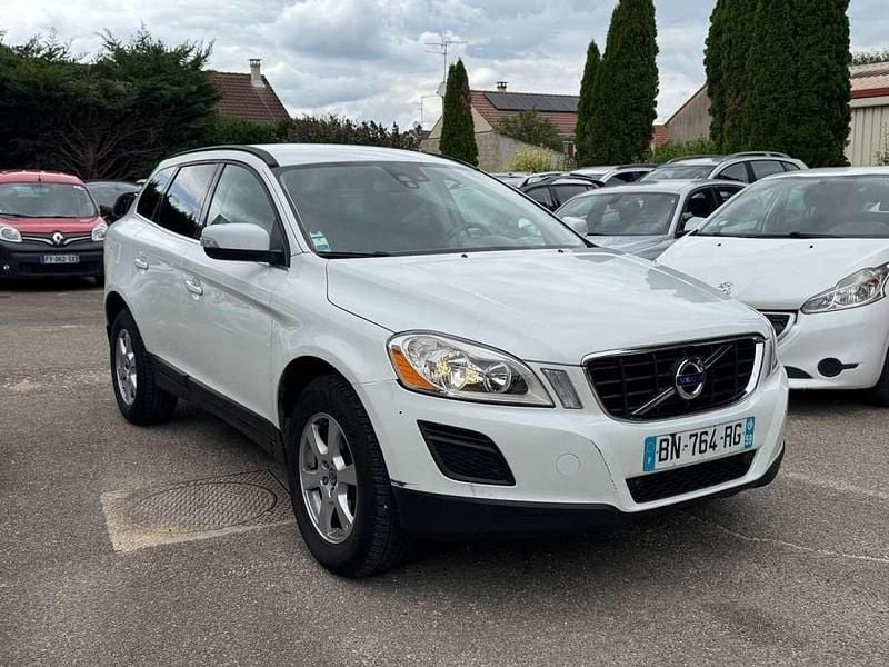 Occasion Volvo XC60 Momentum 163 ch (119 kW) 2011 Blanc SUV