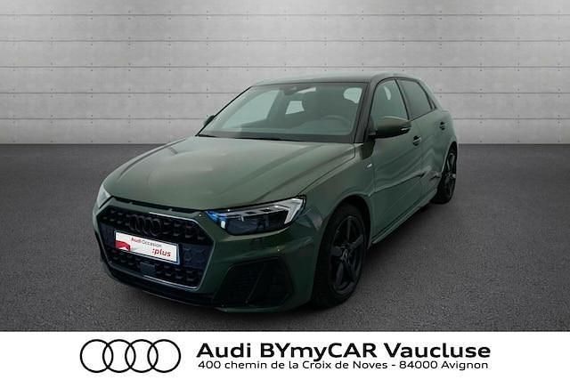 Vert district métallisé Utilisé 2024 Audi A1 Sportback S-Line Citadine | 29 490 € (Prix assez cher) - Image 1/4