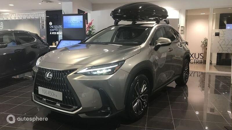 Gris titane métallisé Utilisé 2024 Lexus NX450h+ Executive Line SUV | 61 990 € (Prix assez cher) - Image 1/4
