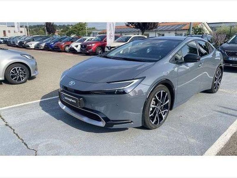 Utilisé 2024 Toyota Prius Design Citadine | 37 999 € (Prix juste) - Image 1/1