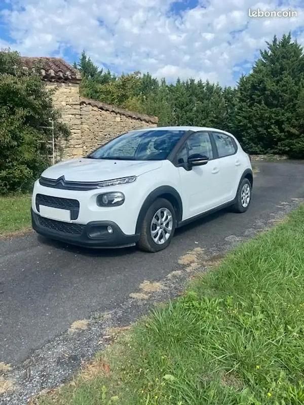 Blanc Utilisé 2018 Citroën C3 Feel Citadine | 8 890 € (Prix juste) - Image 1/4