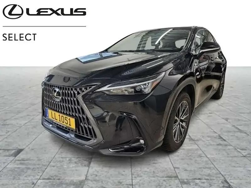 Noir Utilisé 2023 Lexus NX350h Business Edition SUV | 52 335 € - Image 1/4