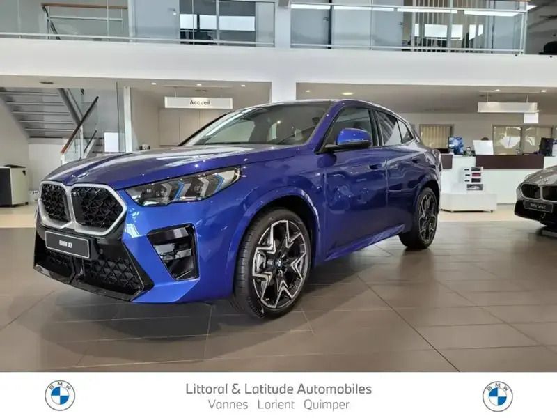 Bleu Nouvelle 2024 BMW X2 M Sport SUV | 53 956 € (Prix juste) - Image 1/4
