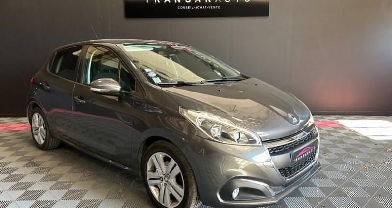 Gris Utilisé 2019 Peugeot 208 Signature Sky Citadine | 4 900 € (Super prix) - Image 1/4