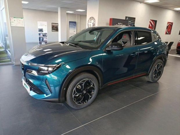 Bleu Utilisé 2025 Alfa Romeo Junior Edizione Speciale | 36 490 € (Bon prix) - Image 1/4