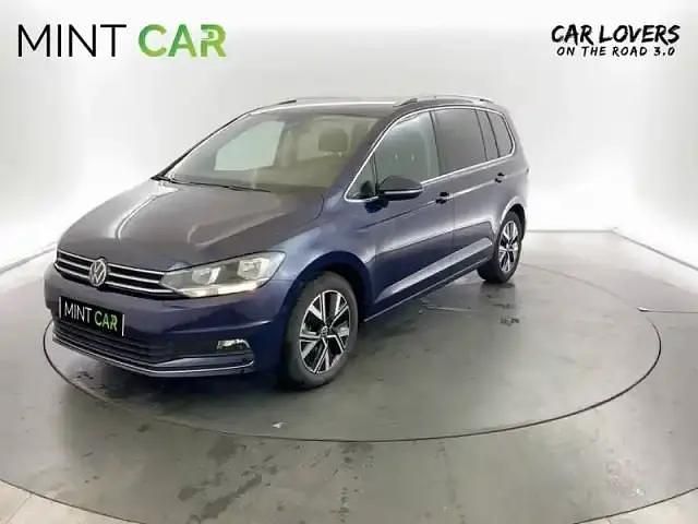 Bleu Occasion 2020 VW Touran Monospace | 31 790 € (Prix juste) - Image 1/4