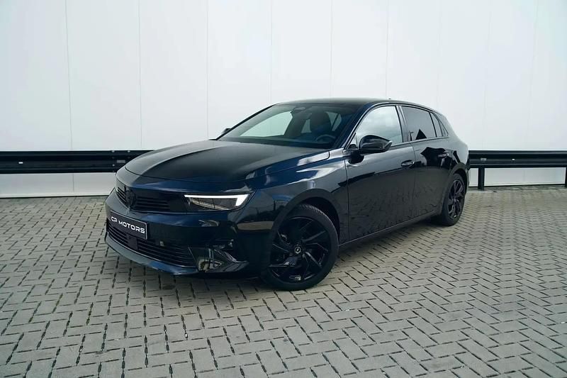 Noir Utilisé 2023 Opel Astra GS Line Berline | 20 995 € (Prix juste) - Image 1/4