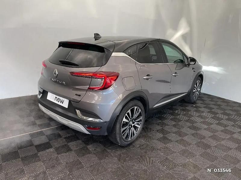 Occasion Renault Captur Iconic 145 ch (106 kW) 2023 Gris SUV