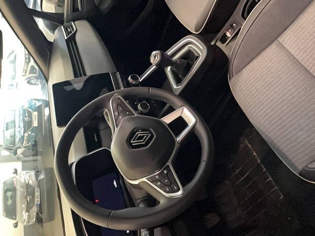 Bleu Utilisé 2024 Renault Clio V Techno | 17 890 € (Prix juste) - Image 1/4