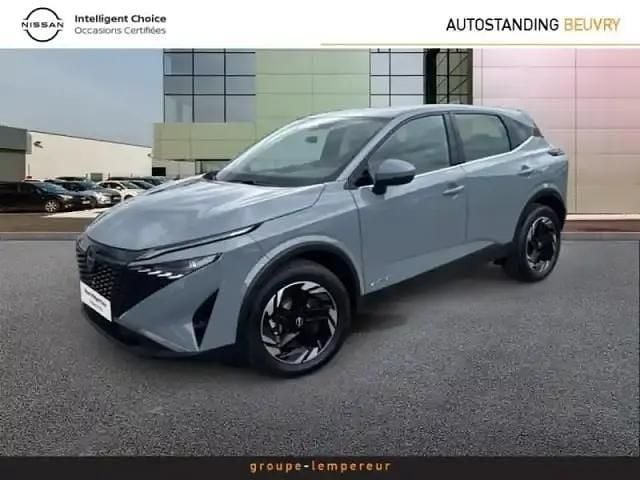 Gris argile Utilisé 2025 Nissan Qashqai SUV | 34 990 € (Prix juste) - Image 1/4