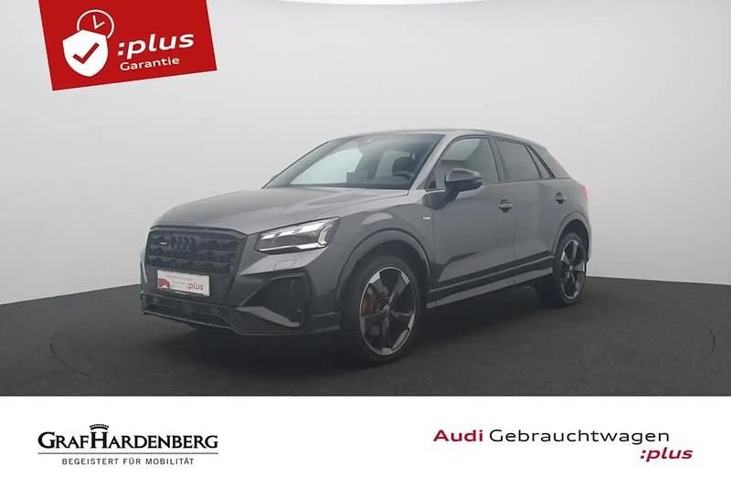 Gris Utilisé 2025 Audi Q2 S-Line SUV | 40 380 € (Prix cher) - Image 1/4