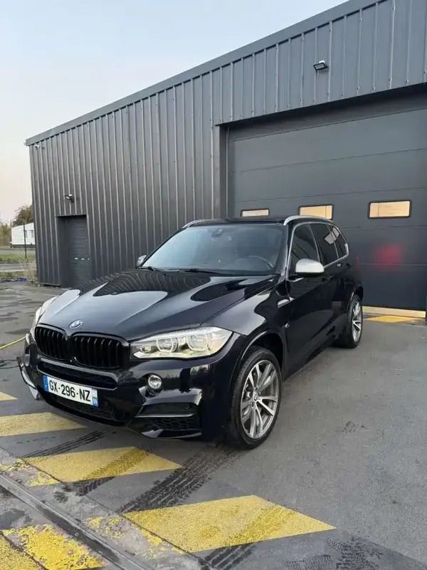 Bleu Utilisé 2014 BMW X5 SUV | 33 000 € - Image 1/4