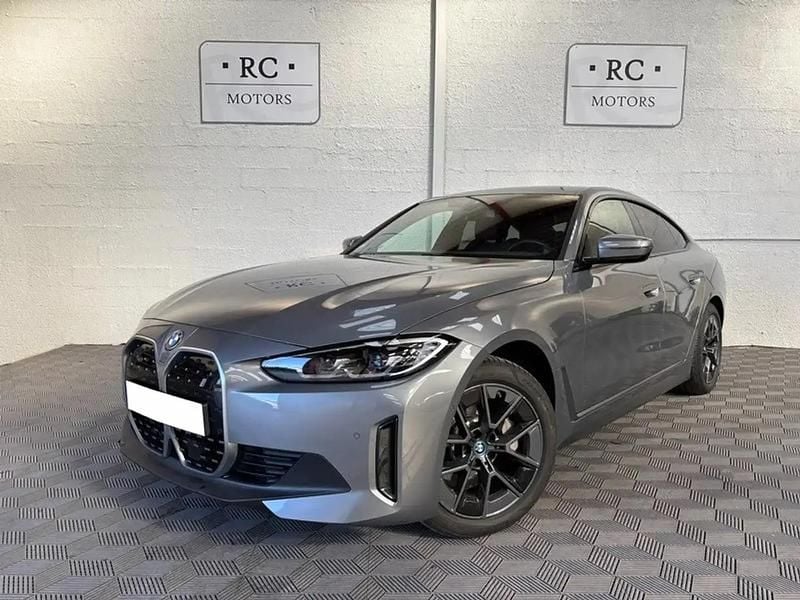 Gris Utilisé 2023 BMW i4 Sport Line Berline | 33 985 € (Prix juste) - Image 1/4