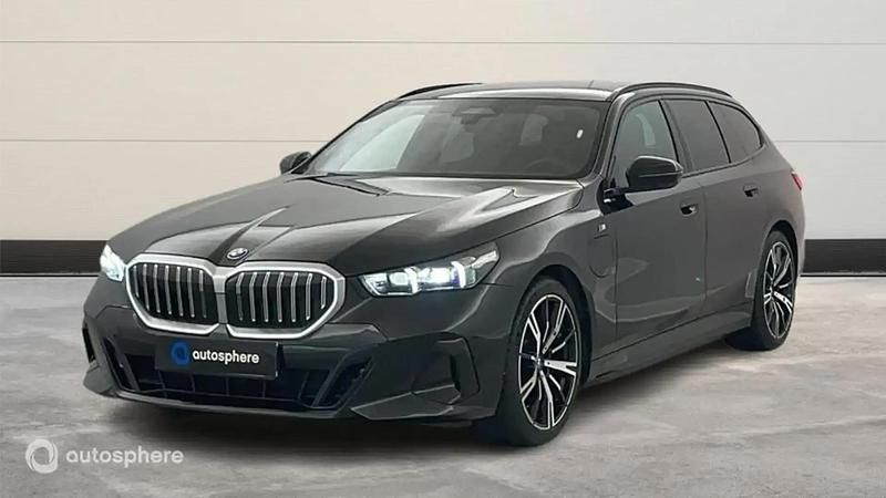 Occasion 2025 BMW 530e M Sport Break | 66 799 € (Prix juste) - Image 1/4